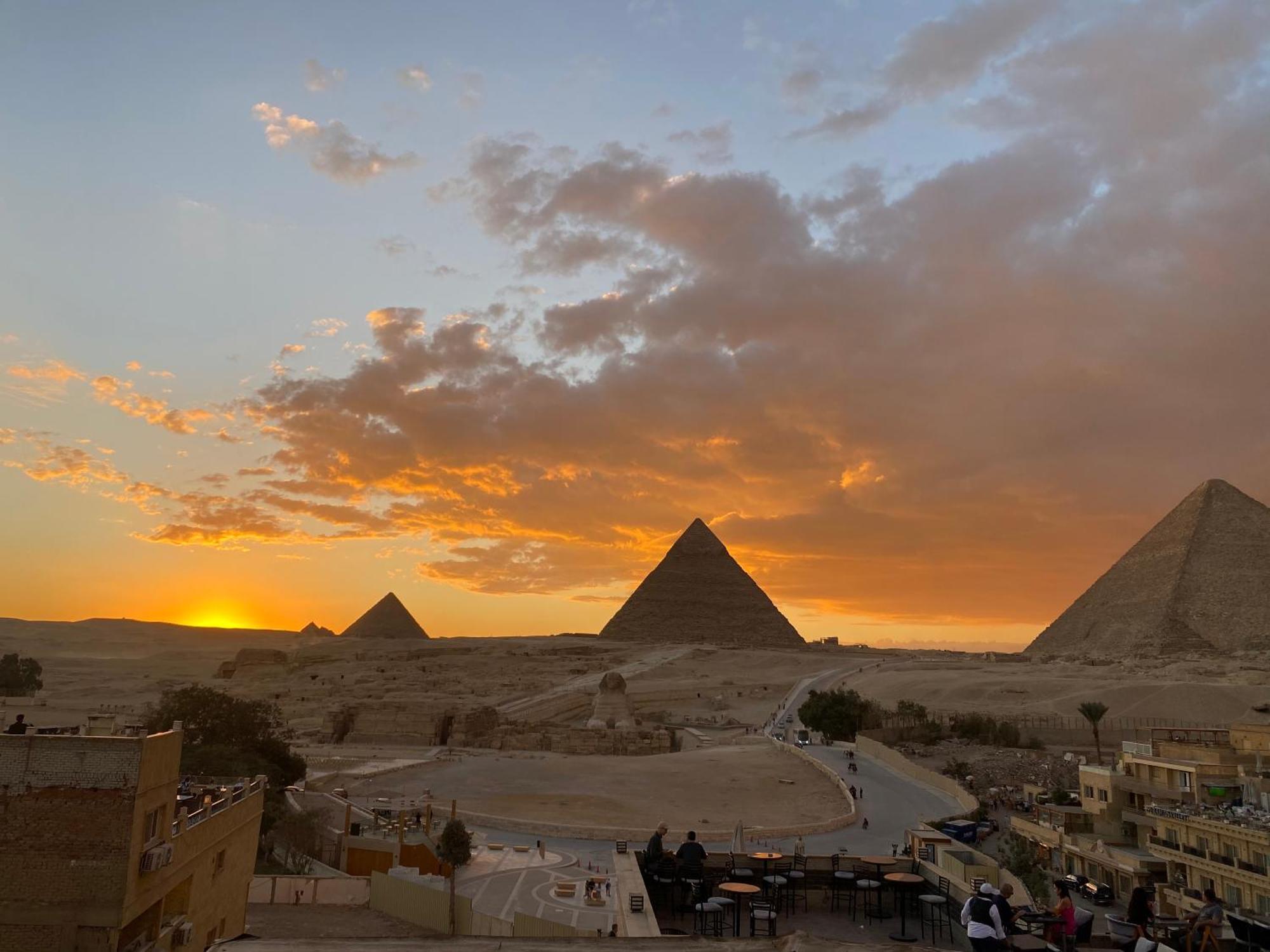 Royal Golden Pyramids Inn Giza Exteriér fotografie